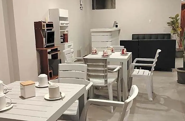 Hotel Mmarros