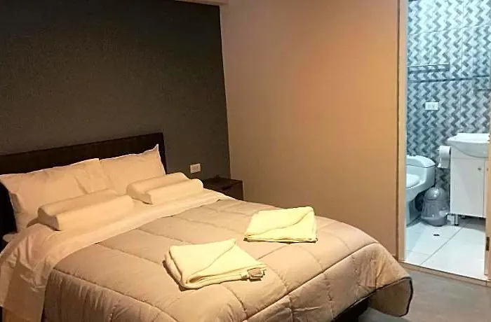 Hotel Mmarros